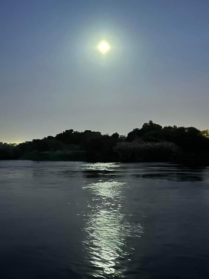 Nile Felucca Adventure Hotel Aswan Bagian luar foto
