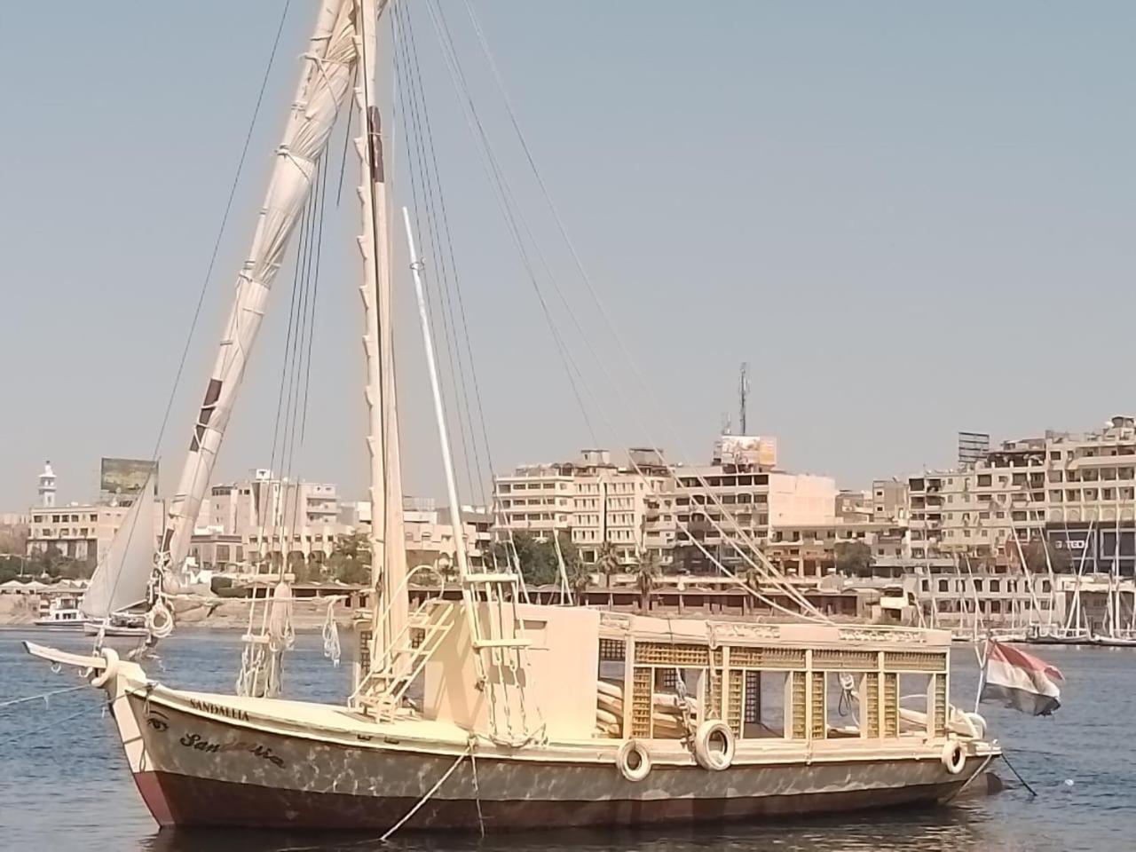 Nile Felucca Adventure Hotel Aswan Bagian luar foto